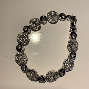 New bracelet without tags